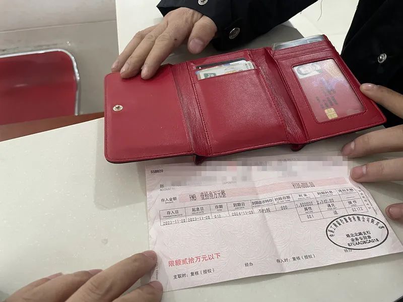 [一分钟政法新闻] 新疆司法厅发布新版《行政复议申请办事指南》_腾讯新闻