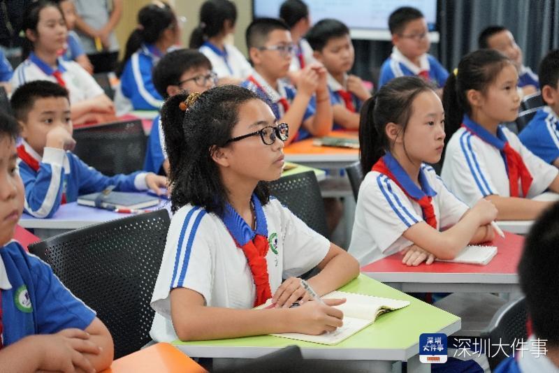 咏春拳点燃坂田学子激情,曾火上热搜的她斩获国赛一等奖归来_腾讯新闻