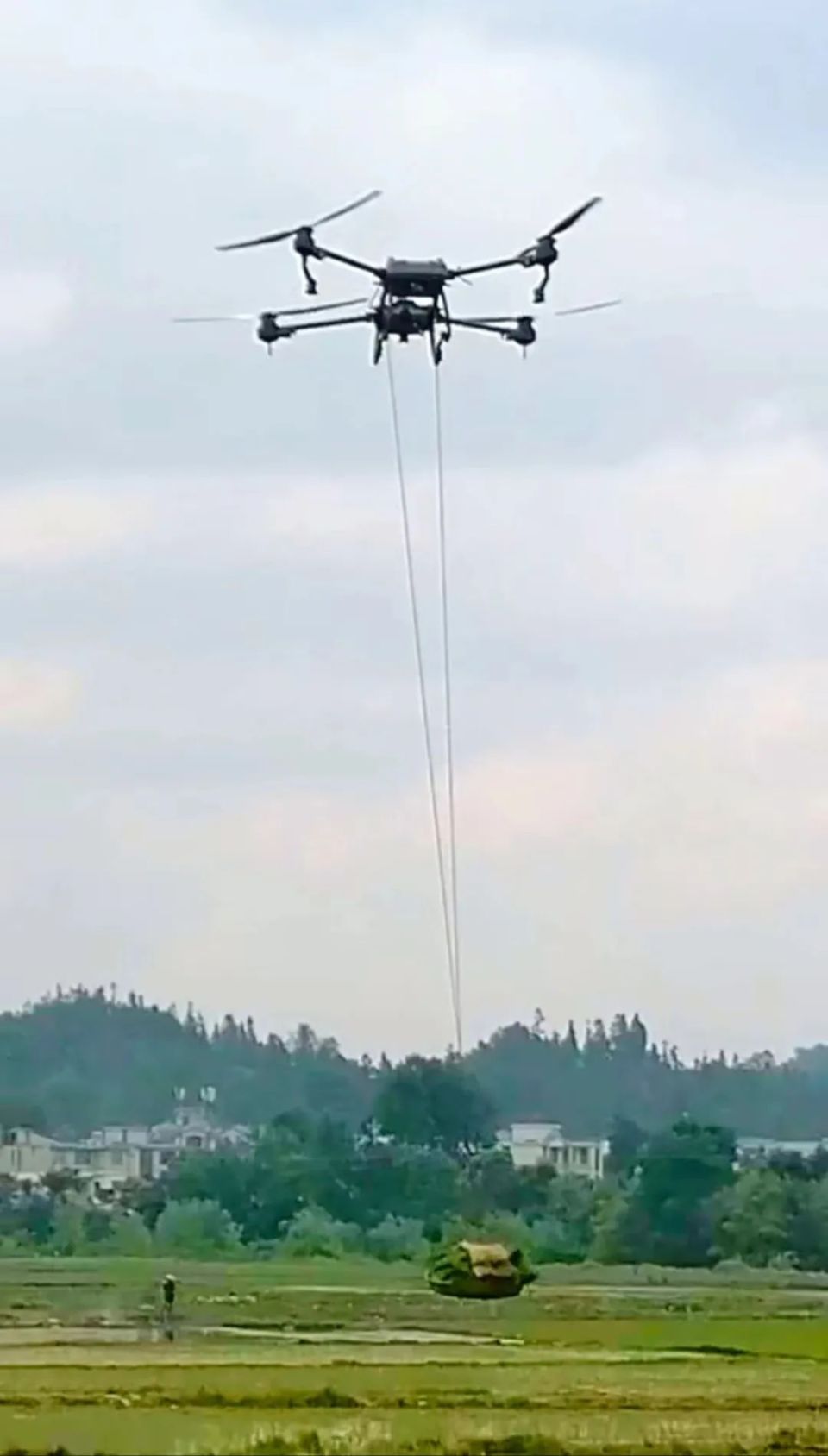安顺市发展新质生产力调研采访报道之三丨一架农业无人机背后的新质