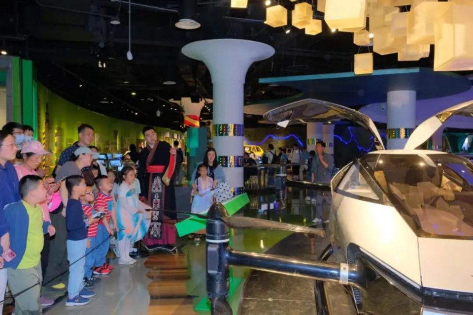 "五一"假期北京地区博物馆热持续升温 200万市民游客走进博物馆