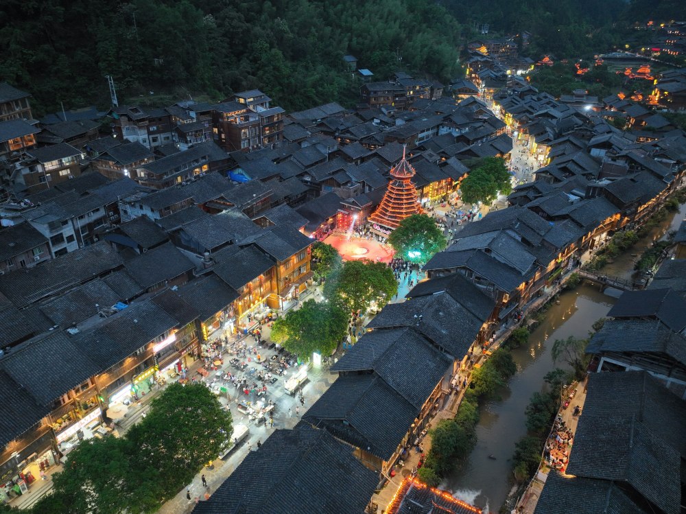 贵州肇兴村:侗家"村歌"引客来