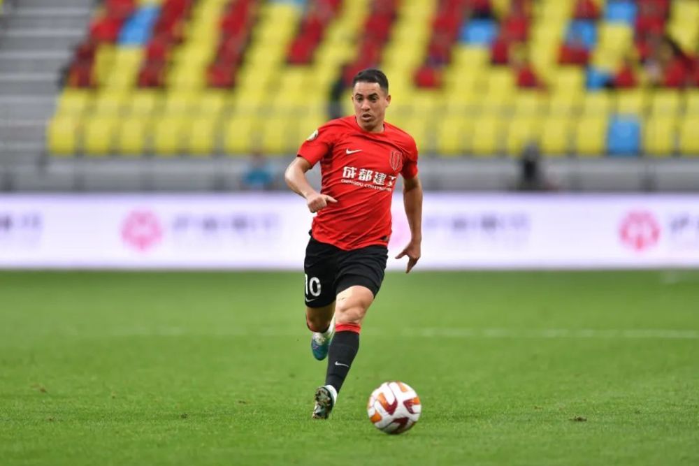 罗慕洛:蓉城今年冲前三,目标是切合实际的_腾讯新闻