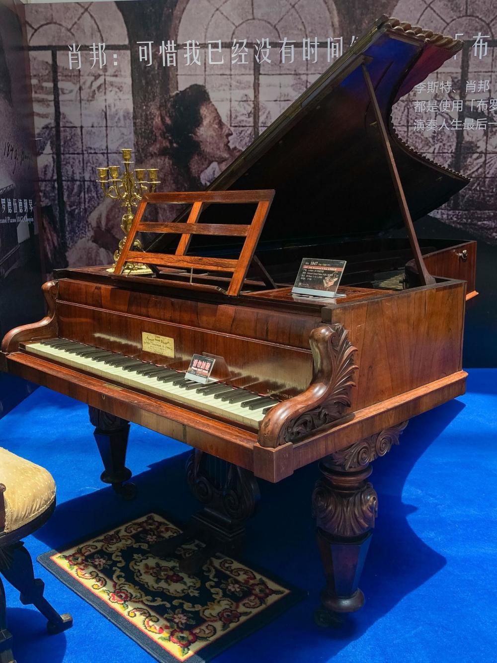 21台古董钢琴首次在莞亮相_腾讯新闻
