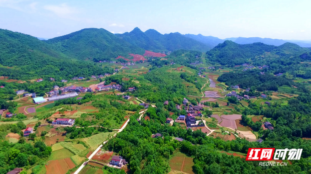 石门县三圣乡大兴调查研究之风探索创新乡村治理