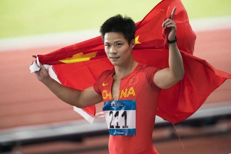 苏炳添:将继续奔跑