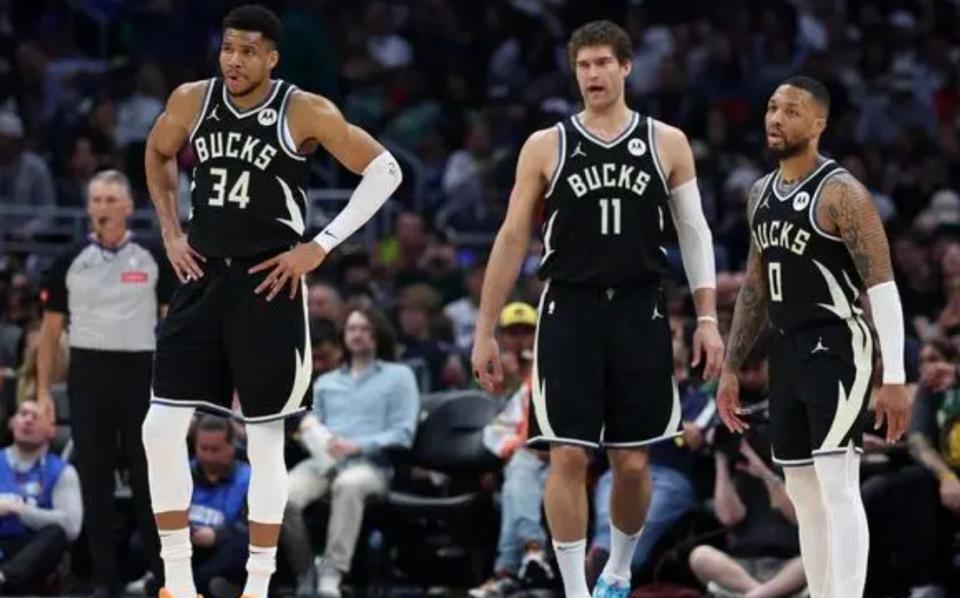 老詹缺阵湖人还有三巨头里夫斯291410双加时19分逆转雄鹿