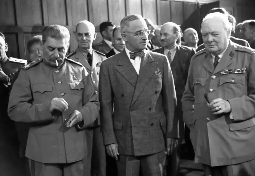 �ձ�ս�ܺ󣬶�����ҵ�豸Ϊ�α��������ߣ�