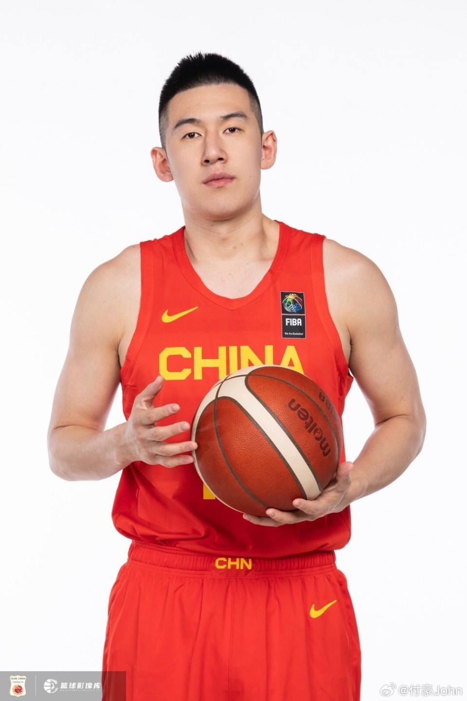 2场亚预赛均未出场付豪社媒晒照沉淀一下再出发