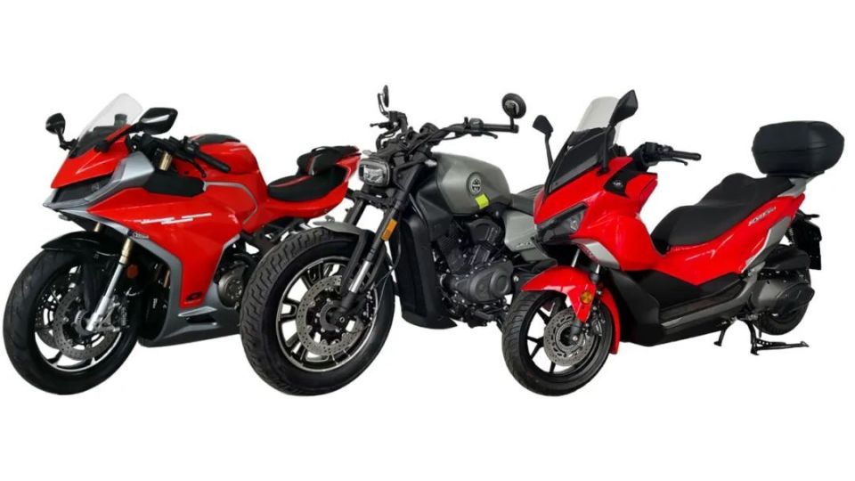 都能被深刻的感受到,5月份才在北京摩展亮相发动机的400cc级四缸仿赛