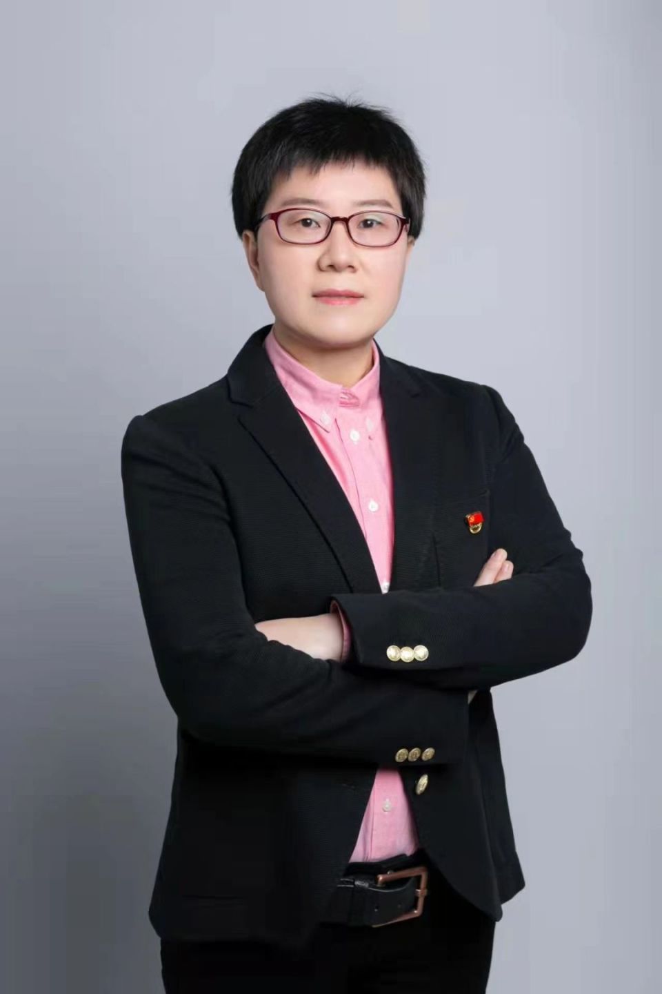致敬了不起的她 | 毕利军：做健康守护者，与结核病不懈抗争二十余载_腾讯新闻