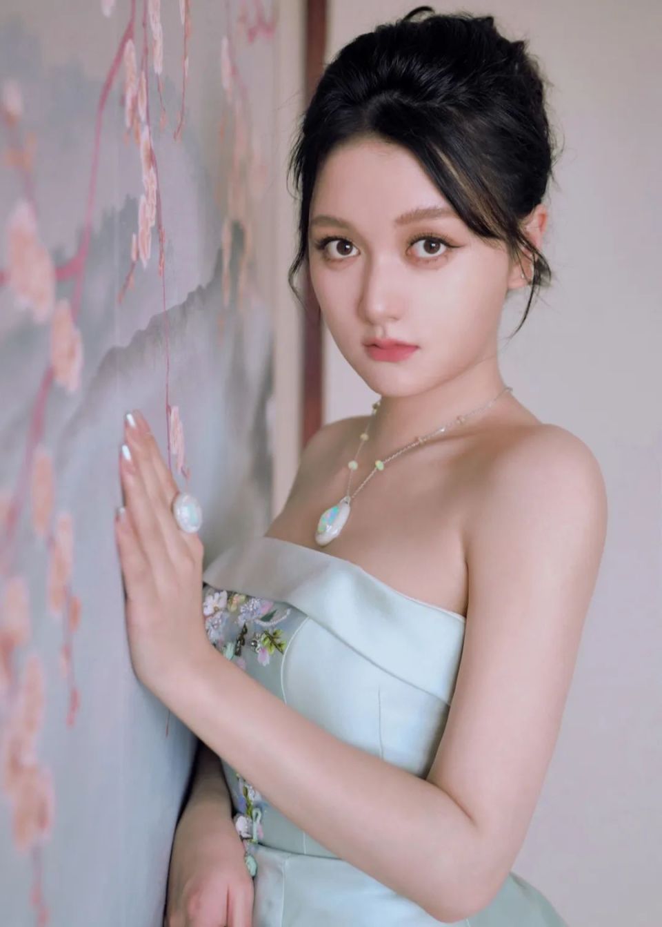 董思怡亮相横店影视节第九届67文荣奖