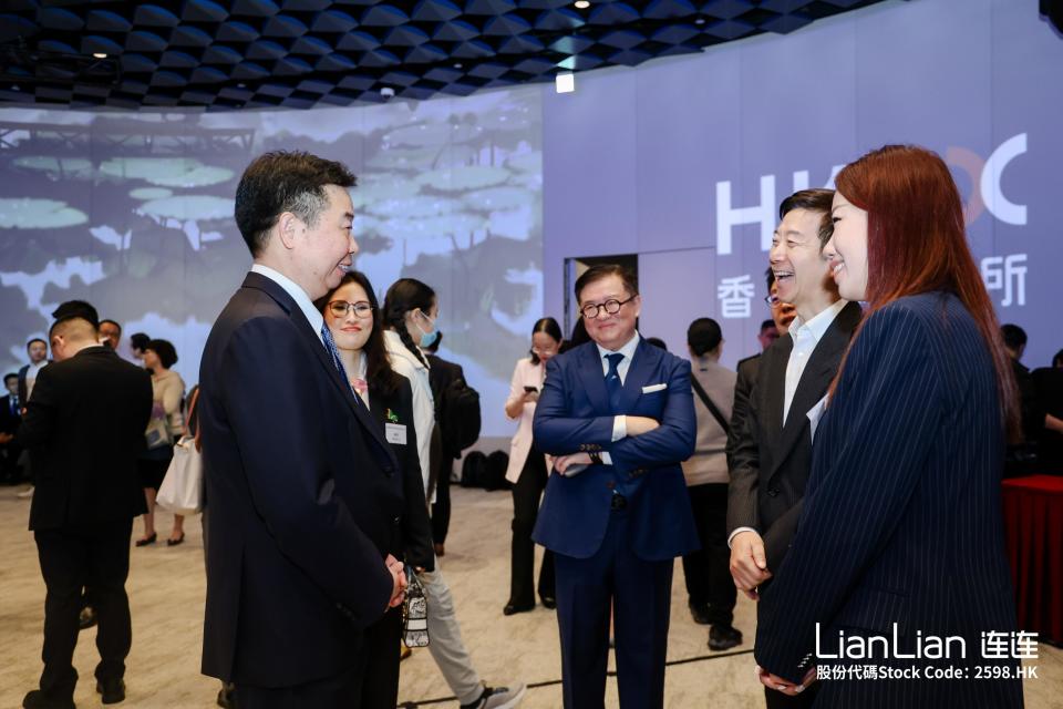 连连数字港股上市：市值102亿 红杉臻盛与泰康保险是股东_腾讯新闻