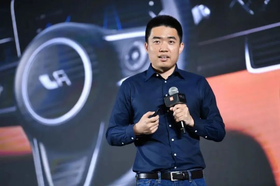 李想卸任多公司法人!官方回应_腾讯新闻