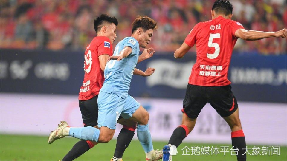 中超战报 | 河南队败走成都 联赛遭遇三连败
