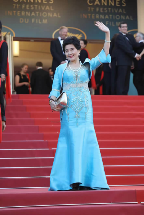 奋楫时代搏浪头 光影为媒谱真情 ——访好莱坞国际