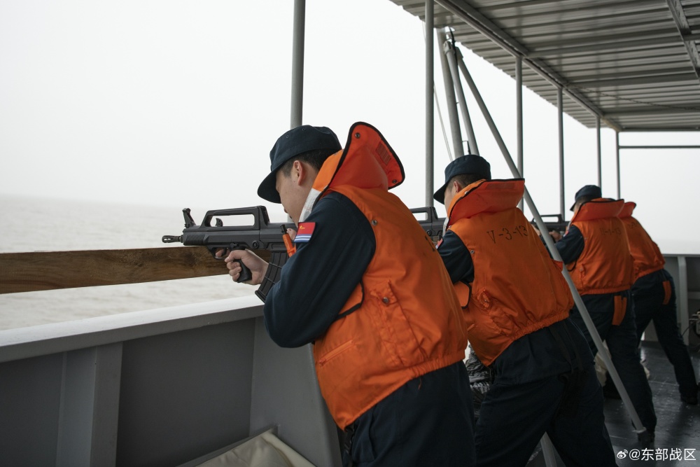 挺进深蓝直击东部战区海军淬炼尖兵训练