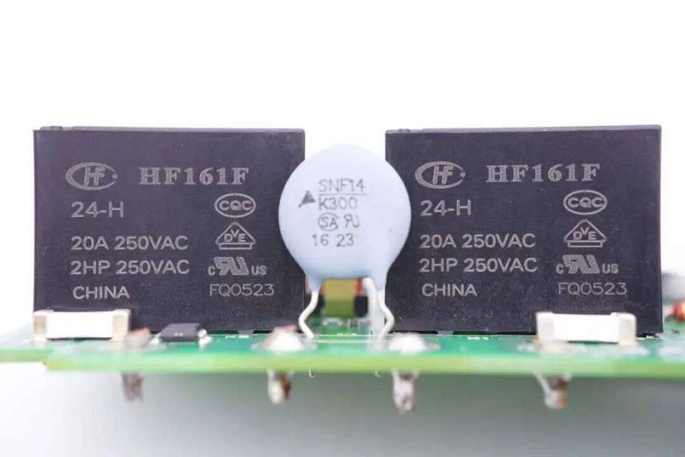 宏发hf161f-24-h拆解报告:公牛7040w单相32a交流充电桩应用案例:公牛