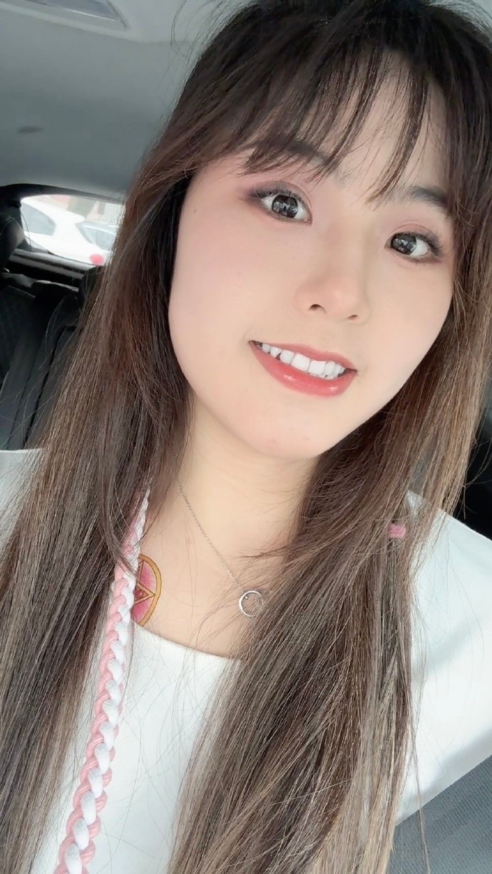 李月汝宣布将赴洛杉矶火花一雪前耻,wnba两进两出看饮水机