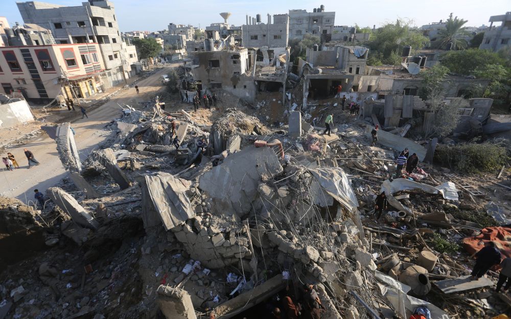 新闻8点见丨2023年度国际新闻盘点;起底锦州娄河涉黑案_腾讯新闻