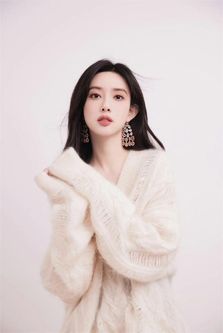 论女明星对卧蚕的"执念""萌探"2024的路透里,孟子义的卧蚕真的比