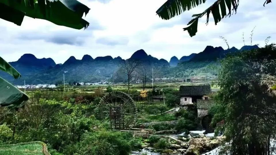山水间的双生村 来源:贵州省文化和旅游厅双生村位于万峰林景区腹地