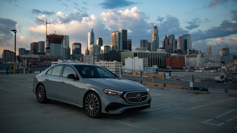 0t直列六缸发动机,全新奔驰e450实车图发布_腾讯新闻