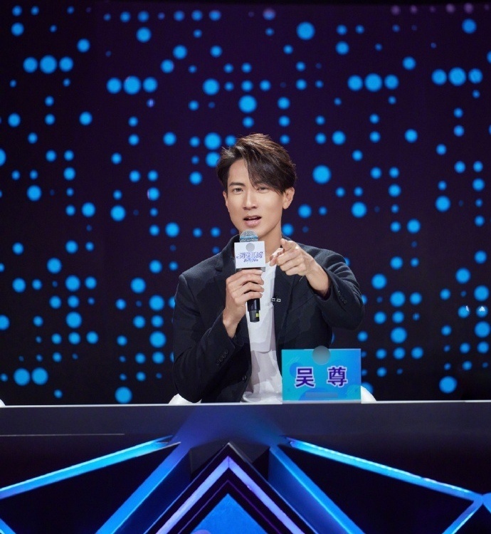 陈君乐怒批优酷网球解说员不专业,国内网球解说乱象引人深思!