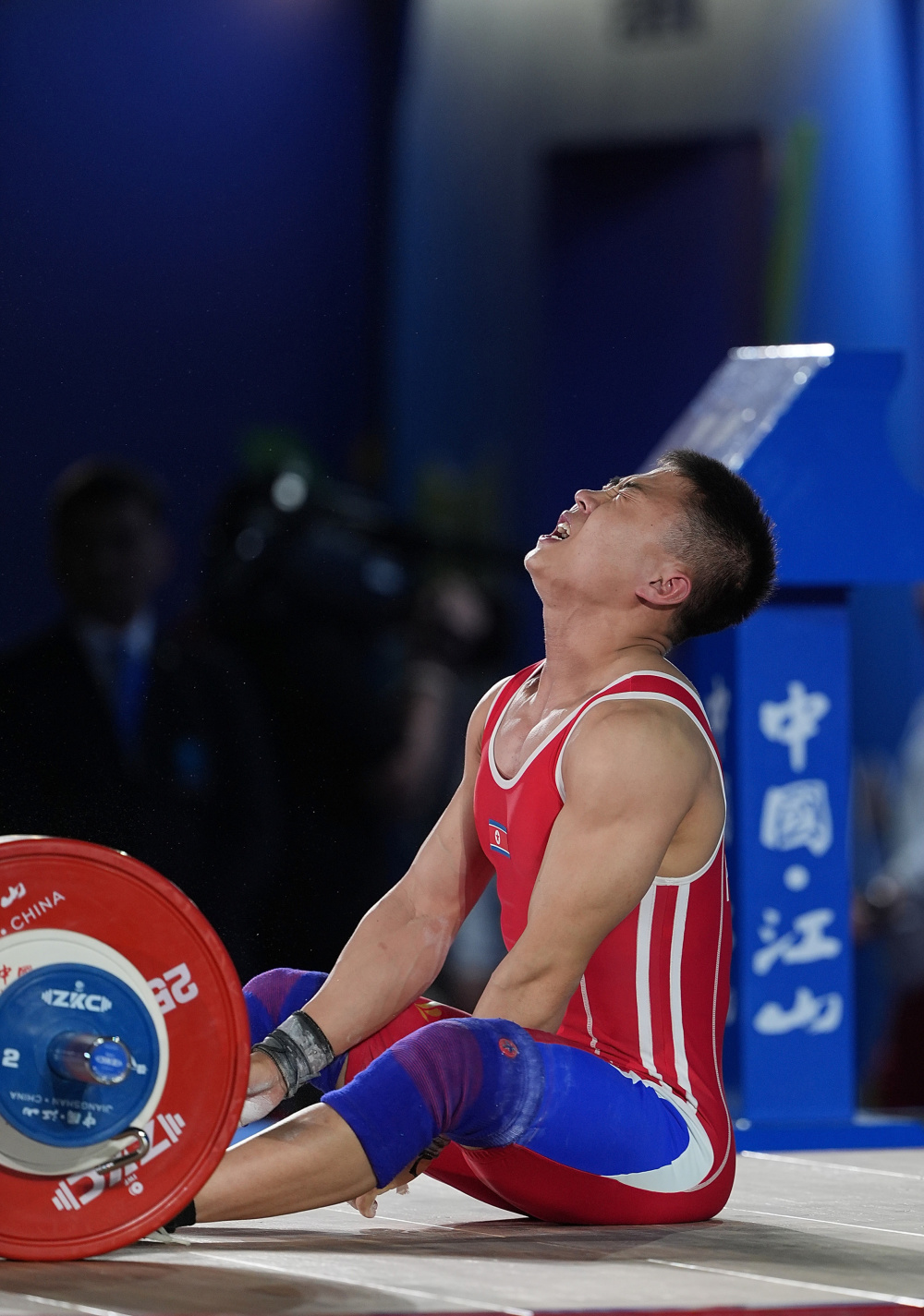 举重——亚锦赛:男子61公斤级赛况