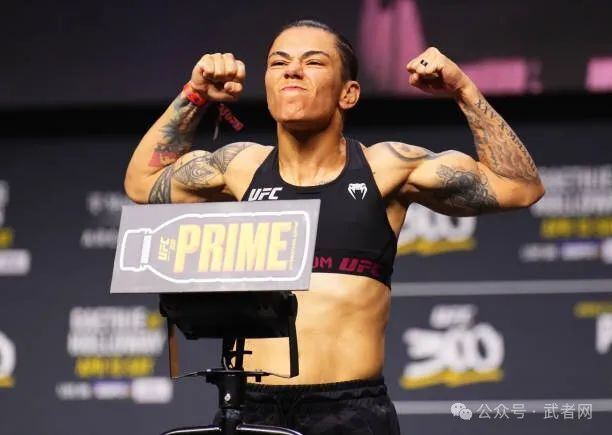 ufc 300赛前称重图集_腾讯新闻