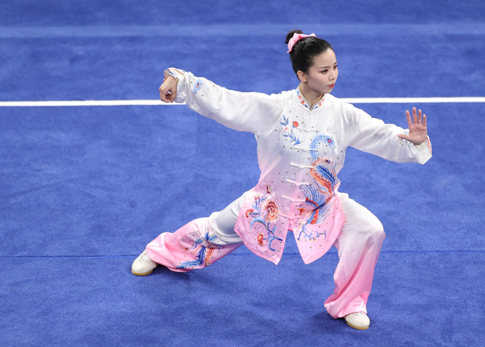 成都大运会武术女子太极拳中国选手陈小丽夺金