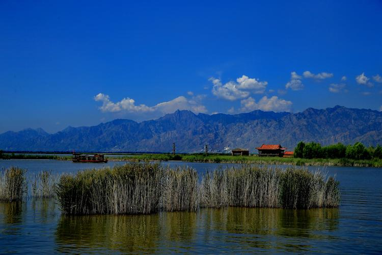 00-19:00地址:托克托县黄河湿地管护中心郝家窑村奥威马文化生态旅游