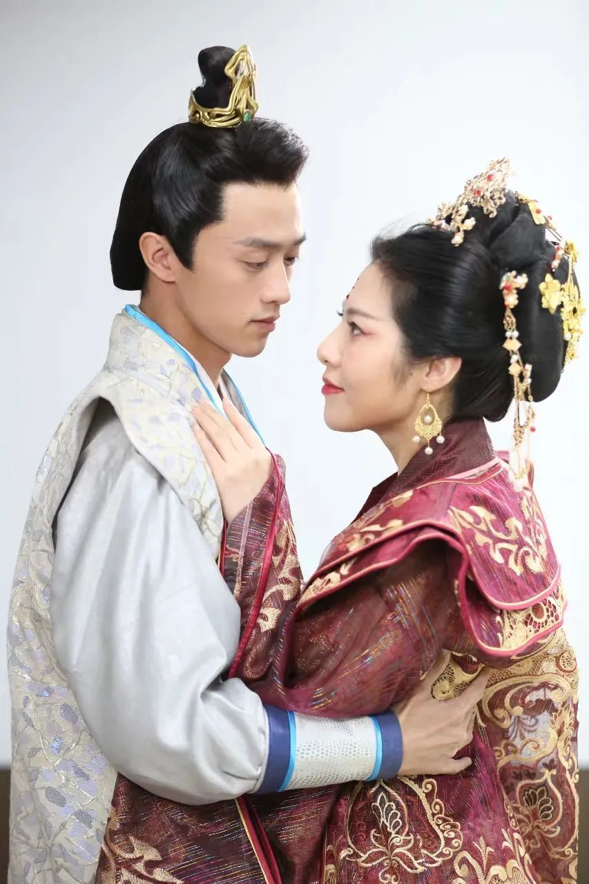 19中国旅游日 | 跟着微短剧去旅行,在马仁奇峰开启