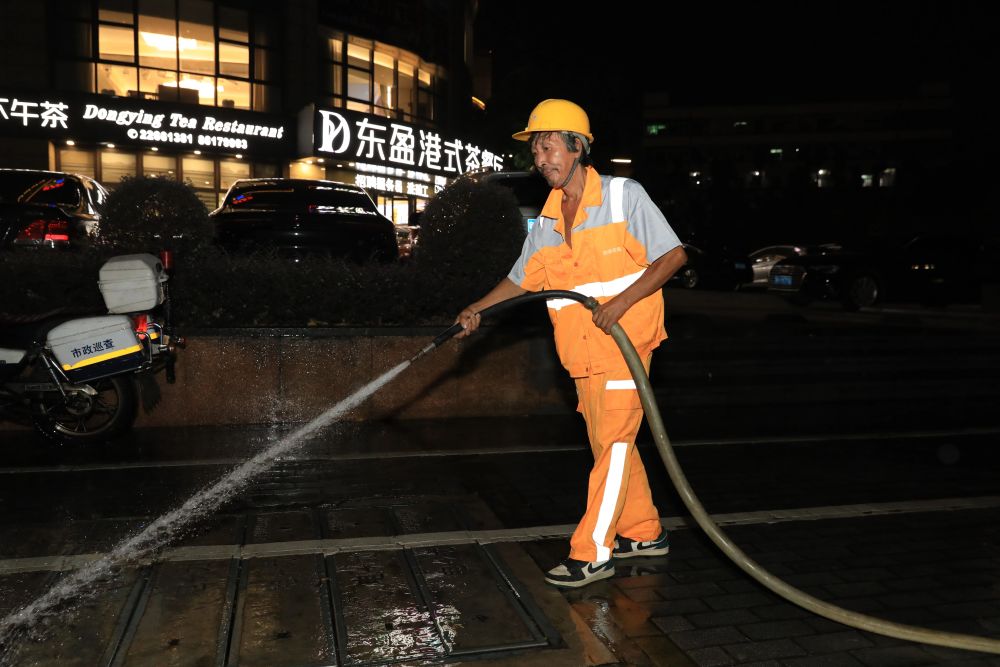 4.7万环卫工齐动员！今起东莞每周“全城大清洁”