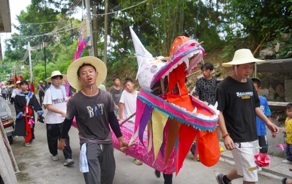 视频潮州所城旱龙舞端阳陆上行舟祈吉祥