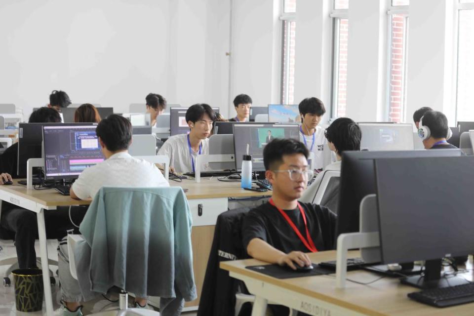 青岛职业技术学院致力于数字化新赛道,助力职业教育加速"焕新"