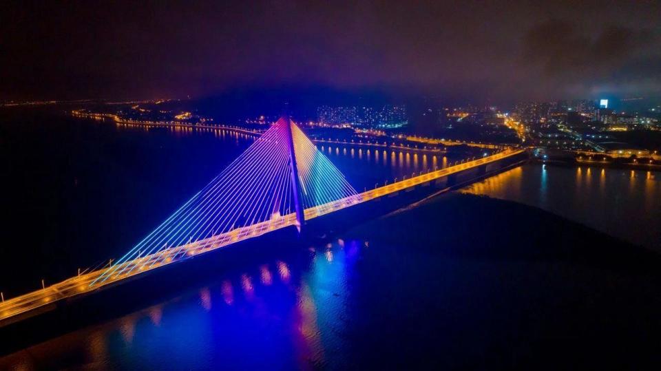 长沙这座跨江大桥即将通车,目前进入灯光调试阶段