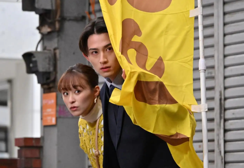 爆上战队奔奔者6话追加先行图热血过头的奔奔黑引发队友不满