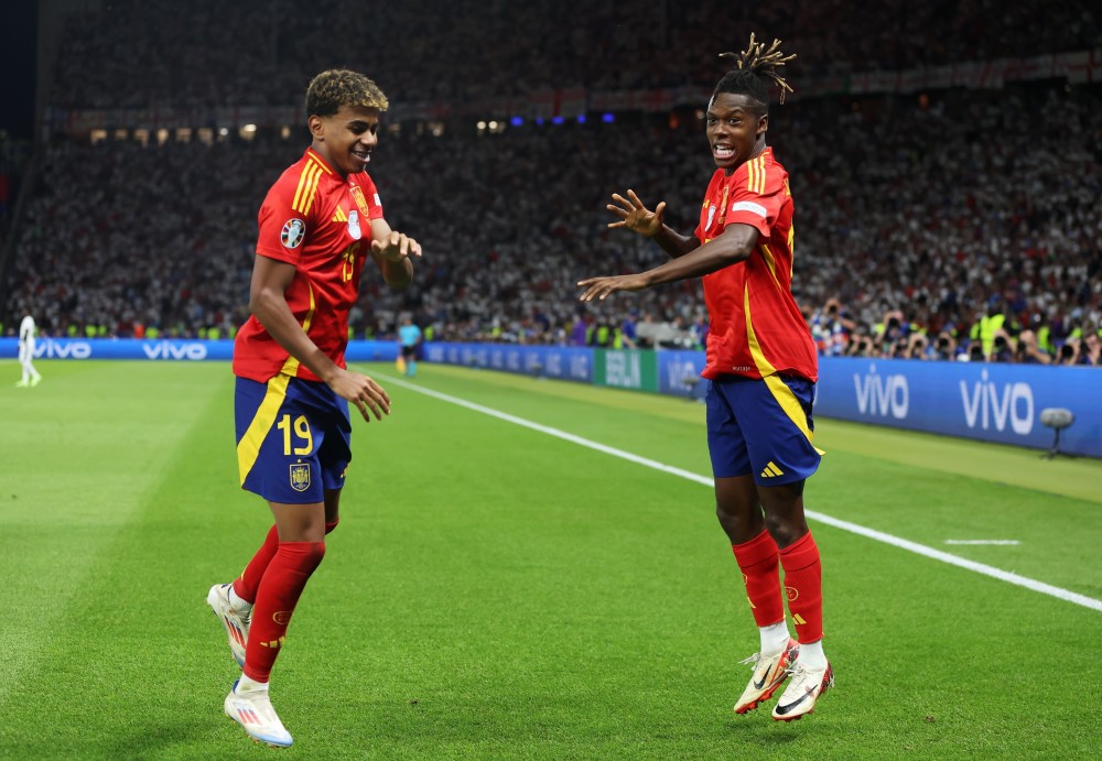 2016年欧洲杯比利时的阿扎尔以及威尔士的拉姆塞,2021年欧洲杯瑞士的