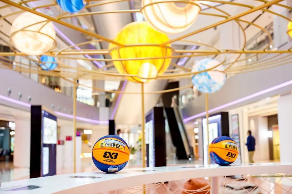 全国首展！讲述上海篮球传奇故事，这个特展在南京西路商圈中信泰富揭幕_腾讯新闻