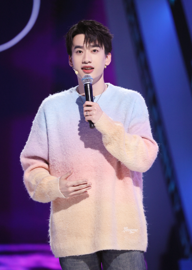 对话庞博:脱口秀不是"冒犯"才好笑,重返舞台紧张又