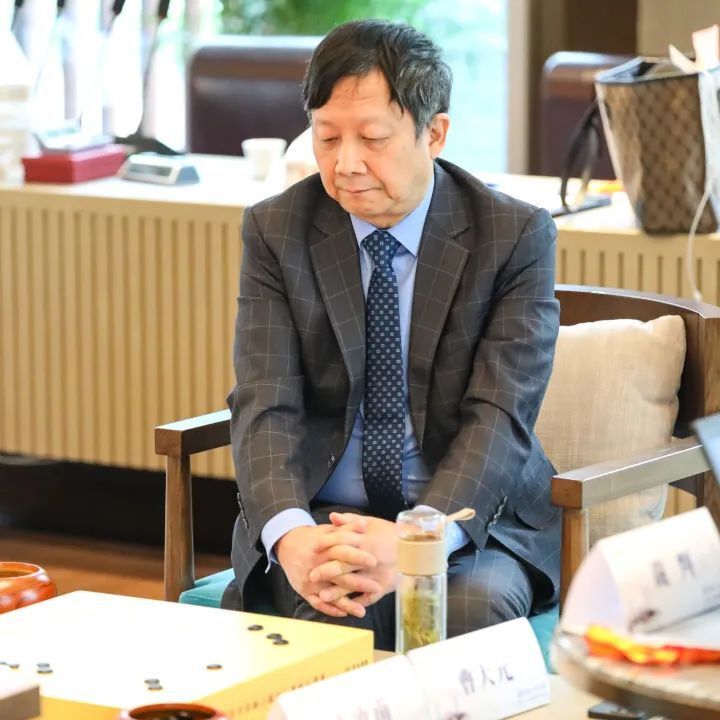 曹大元著名九段罗洗河世界冠军