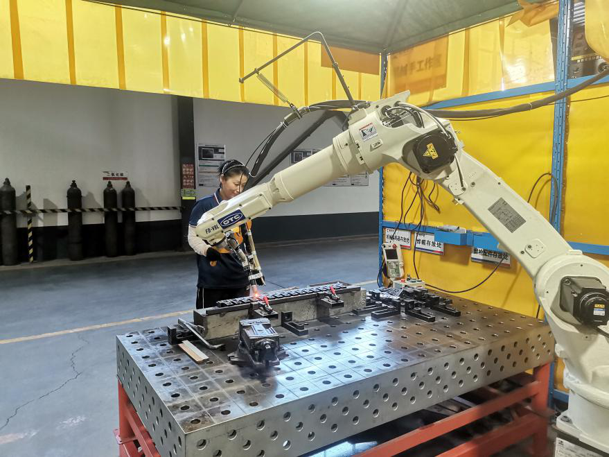 香河县渠口镇:钣金制造产业由"制造"向"智造"转变