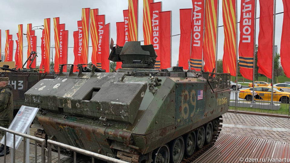 一场盛大的国外军事装备展