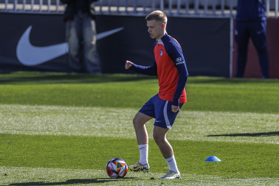 足球西班牙国王杯马竞备战半决赛