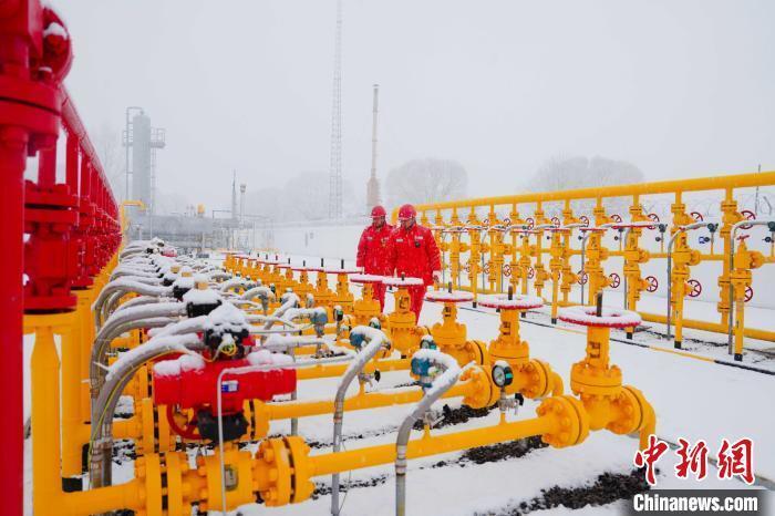 长庆油田天然气保供交"答卷" 日产气量连续128天保持1.5亿立方米以上_