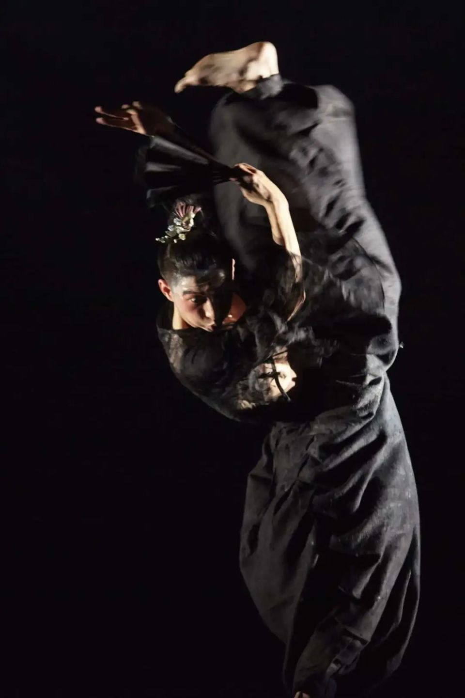 笔墨最少的"沙僧"为视觉切入点,着眼于人物"内部矛盾"及"心理逻辑"