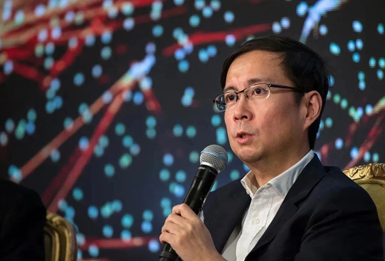 同时,张勇主导建设了阿里各业务的统一数据中台,推动阿里巴巴集团整体