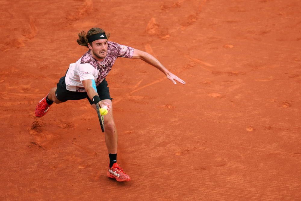 (体育)网球——巴塞罗那公开赛:齐齐帕斯晋级四强_腾讯新闻