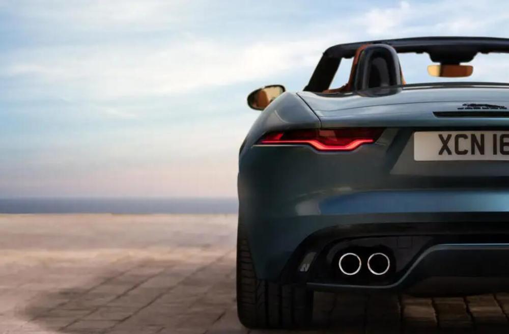 优雅的英伦跑车风情,捷豹f-type 75周年纪念敞篷版实拍图发布_腾讯