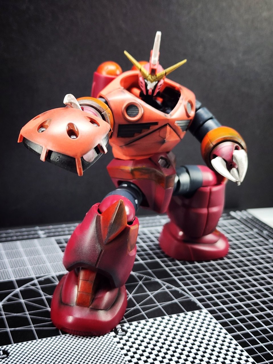 高达seed剧场版:粉丝亲自展示 如何在魔蟹中藏一台无限正义高达